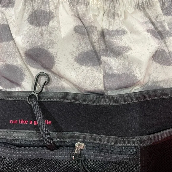 Run from Work Backpack - Picture 12 of 14